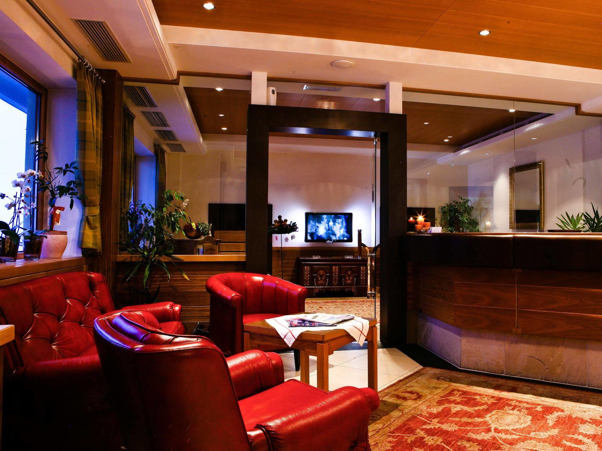 Hotel Cristallo Зольда Экстерьер фото